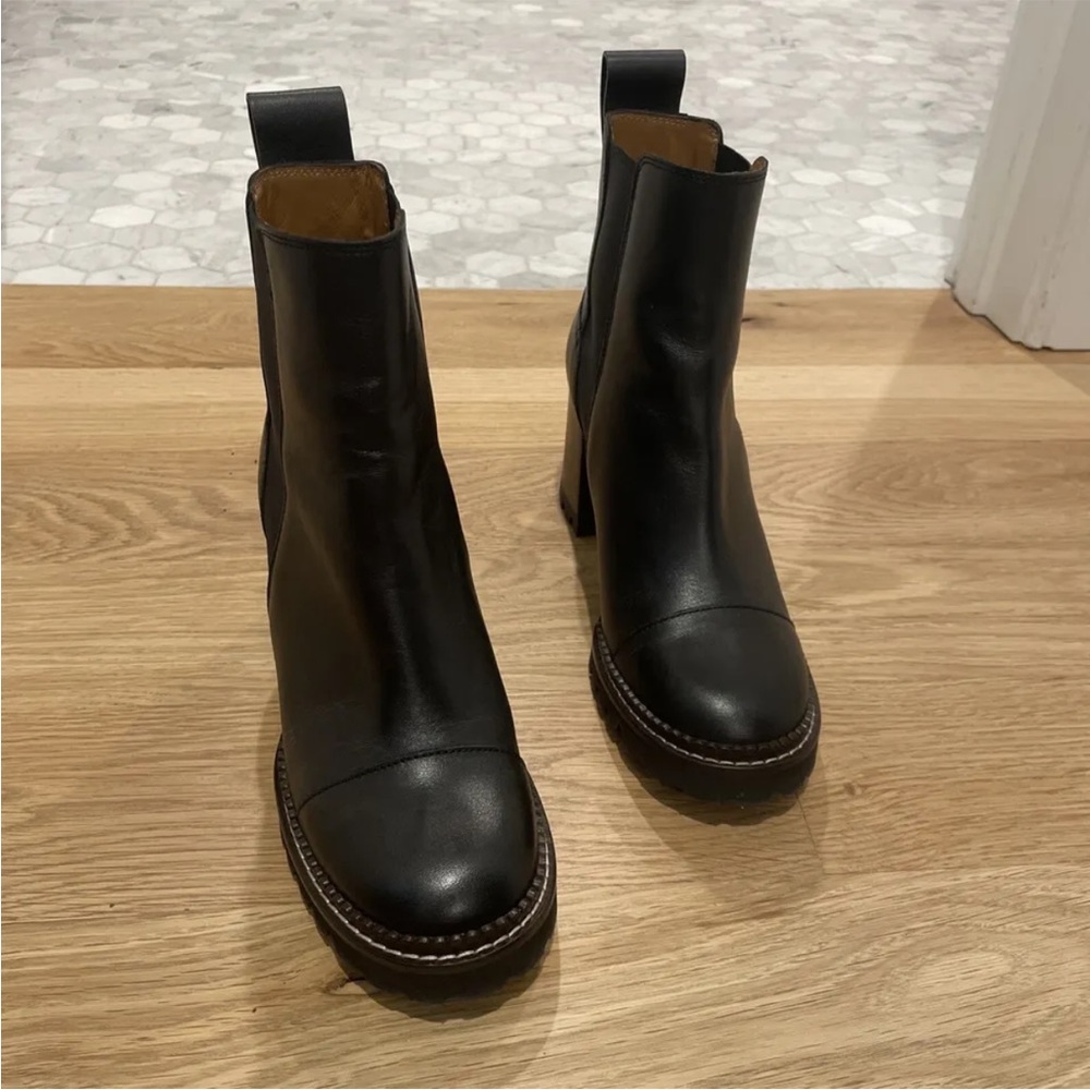 See by Chloe Mallory Lug Sole Leather Black Chelsea Boots Size 39